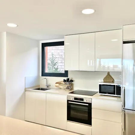Apartament Luxury 3 Bedroom 300m From The