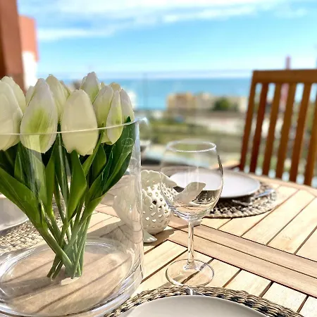 Apartament Luxury 3 Bedroom 300m From The *